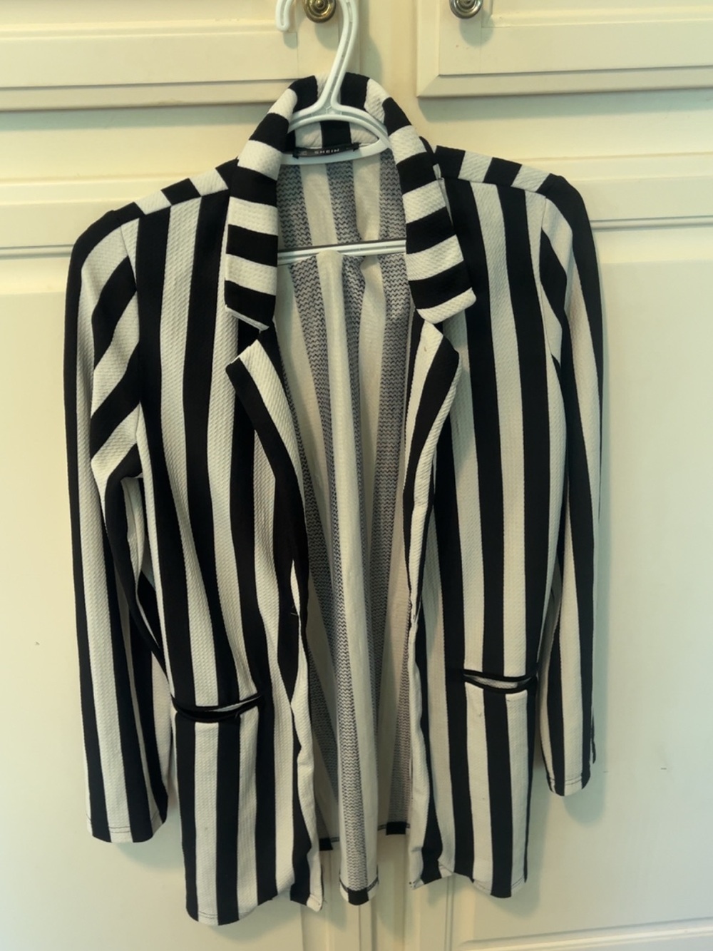 Black and White Vertical Stripe Open Blazer - Picture 3 of 4